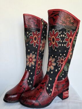NWOT Bohemian Flower Knee High Block Heel Side Zip Boots Size-39